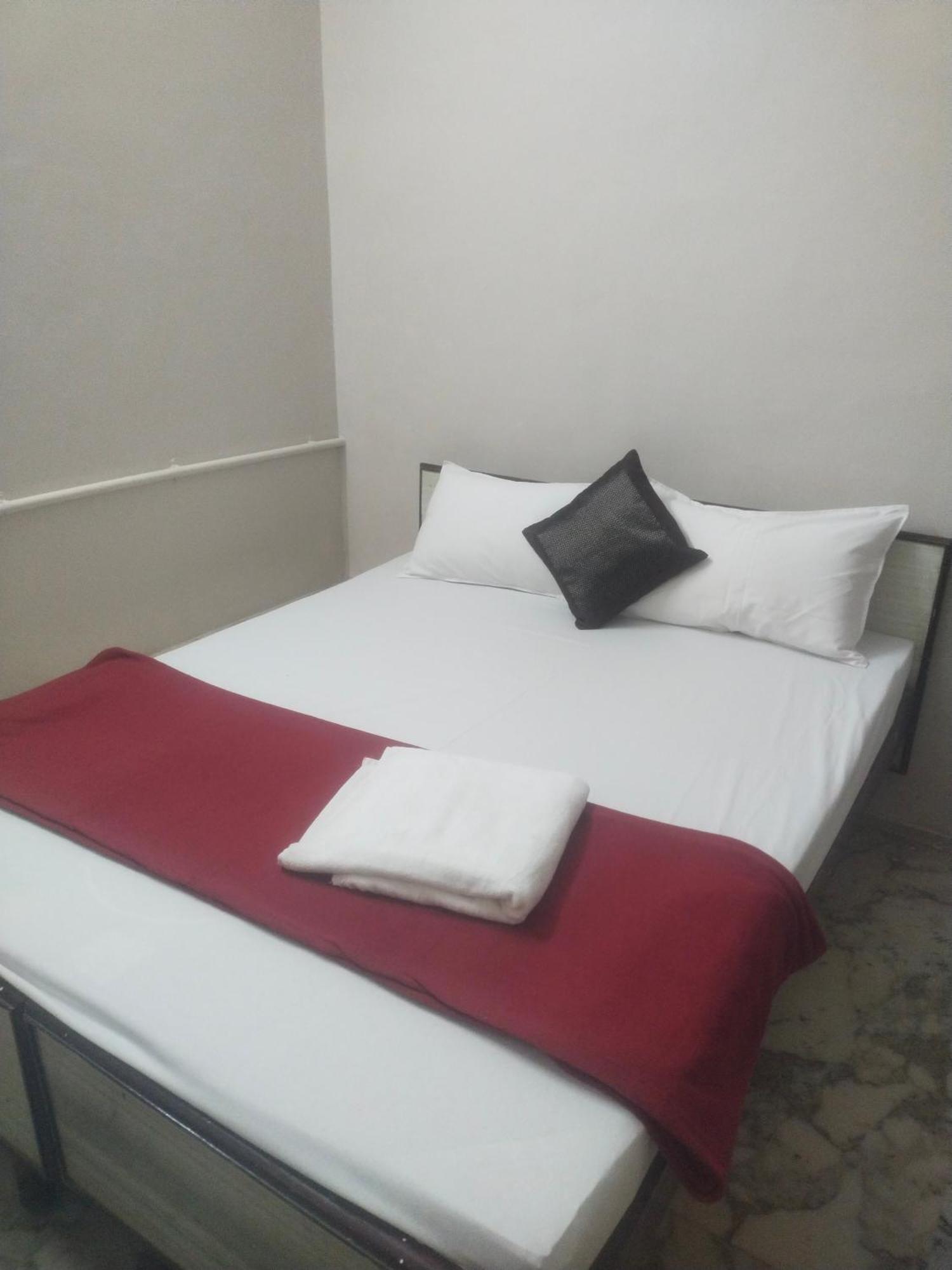 Swamy Residency Hotel Vellore Værelse billede